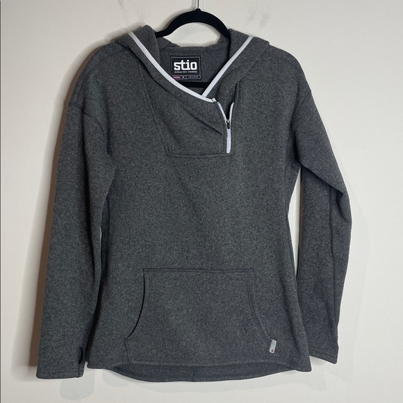 Stio | Women’s Sweetwater Grey Fleece Hooded Pullover Jacket Size Medium - Picture 1 of 5